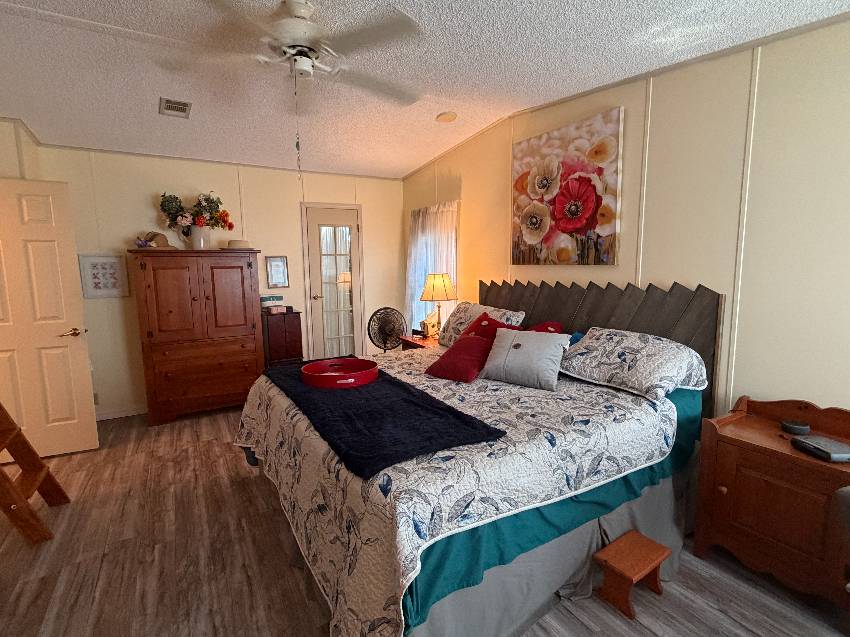 1029 Hook Lane a Winter Haven, FL Mobile or Manufactured Home for Sale